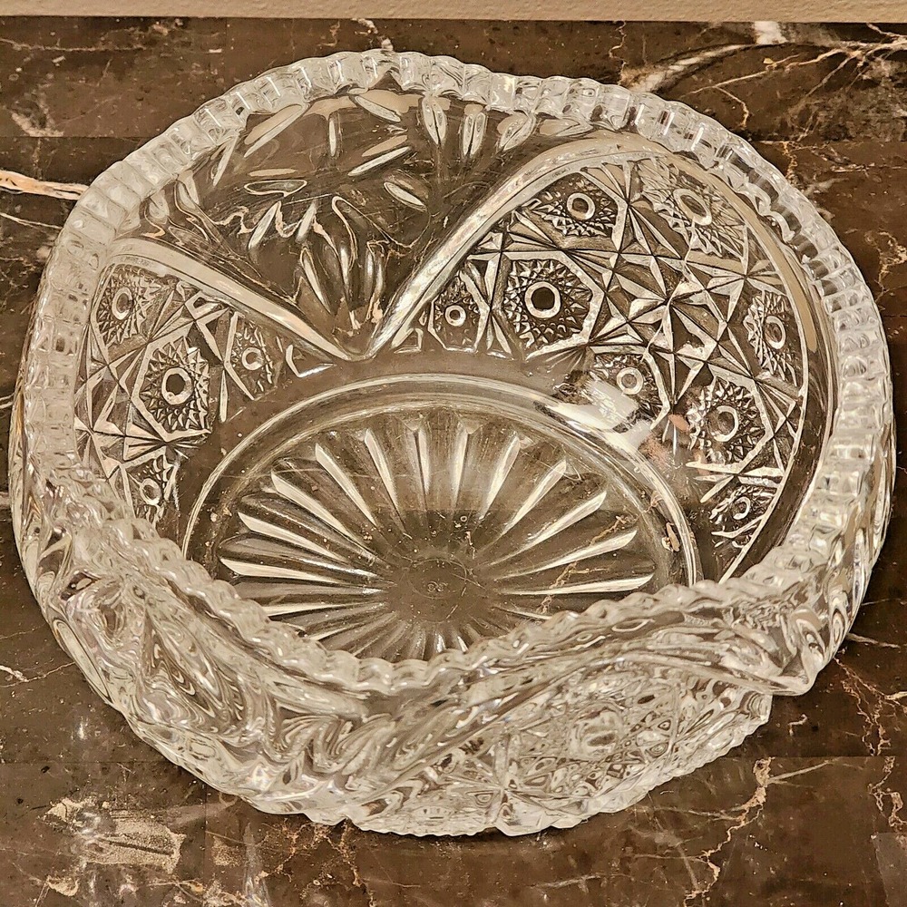 L E Smith 7 " Pressed Glass Ruffled Edge Serving Bowl - Picture 9 of 11